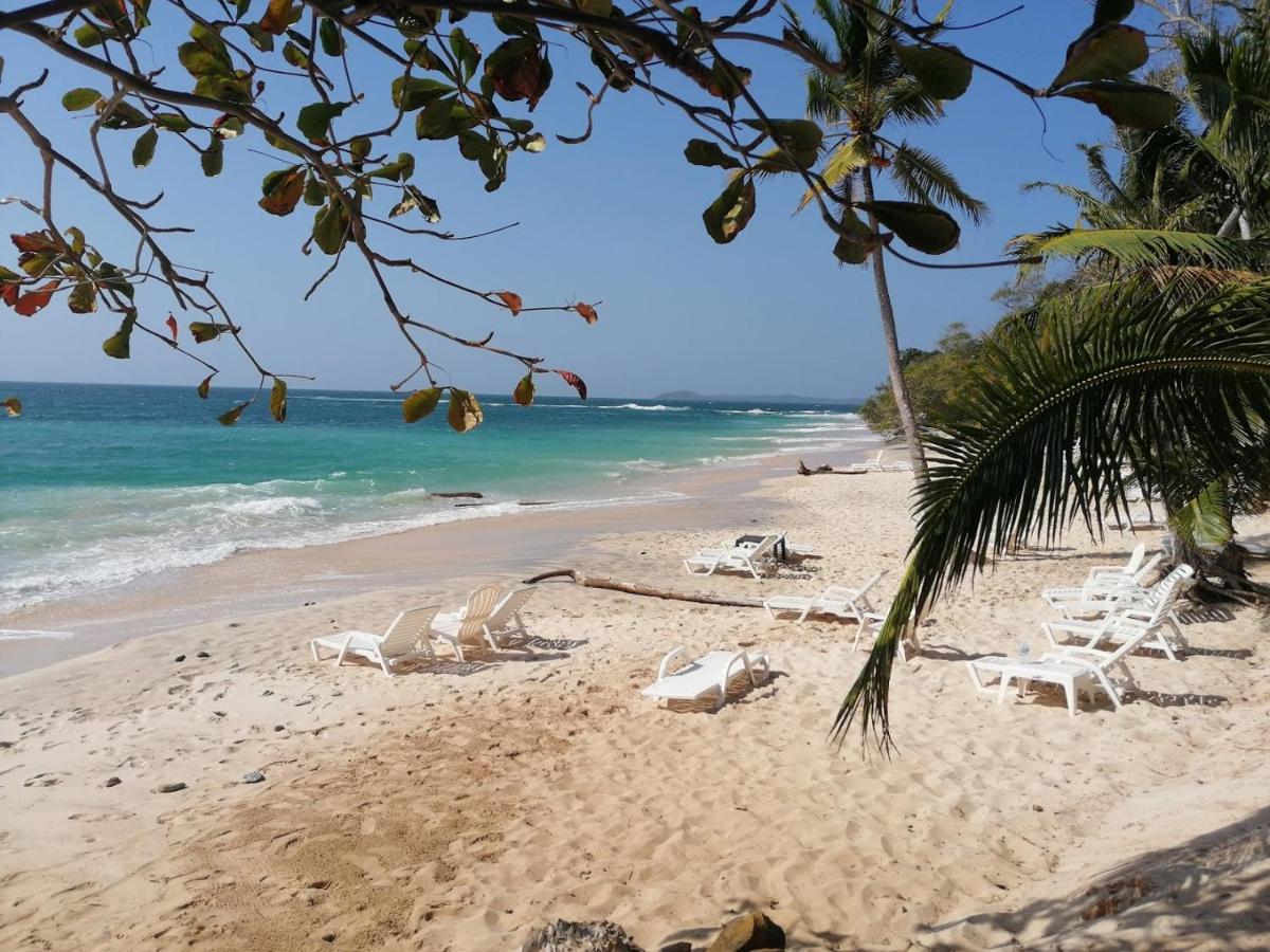 Sonny Island Resort Cabanas Frente Al Mar Punta Bajo Rico Kültér fotó